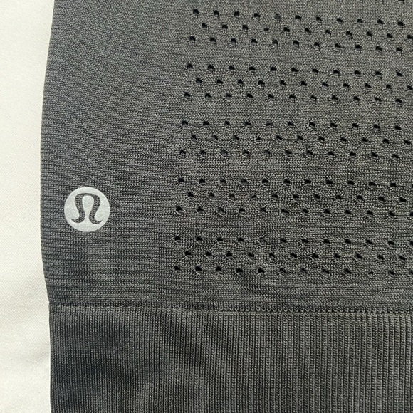 Lululemon Mesh Breeze By Muscle Tank Top - Picture 5 of 6